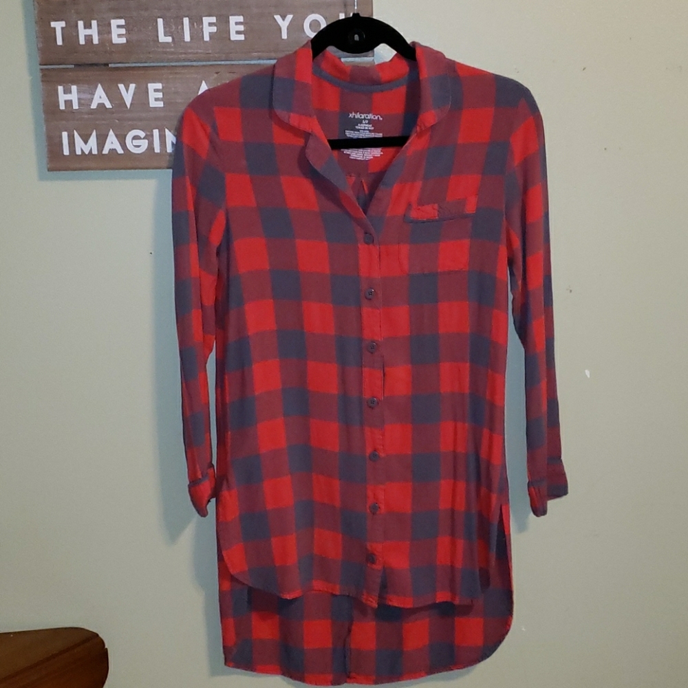 Cute plaid long sleep shirt